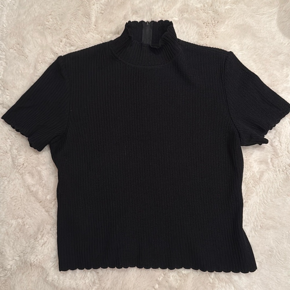 St. John Basics Mock Neck Top Size S